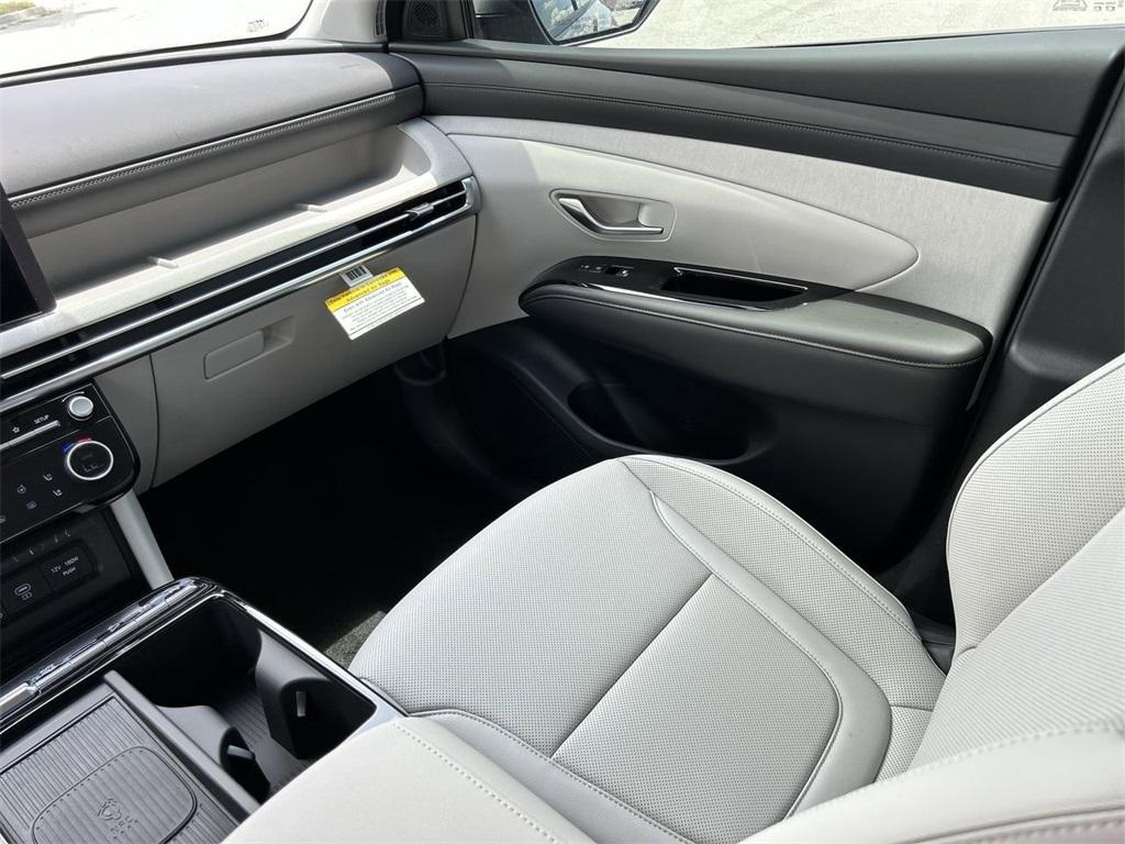new 2025 Hyundai TUCSON Hybrid car, priced at $40,760