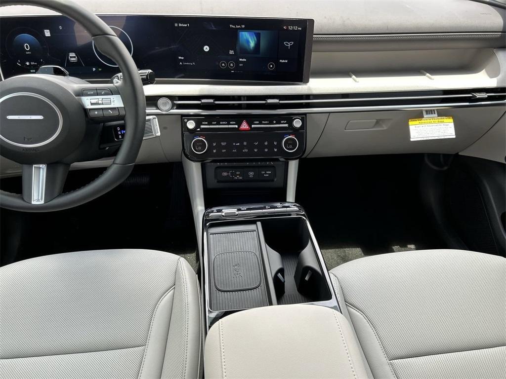 new 2025 Hyundai TUCSON Hybrid car, priced at $40,760