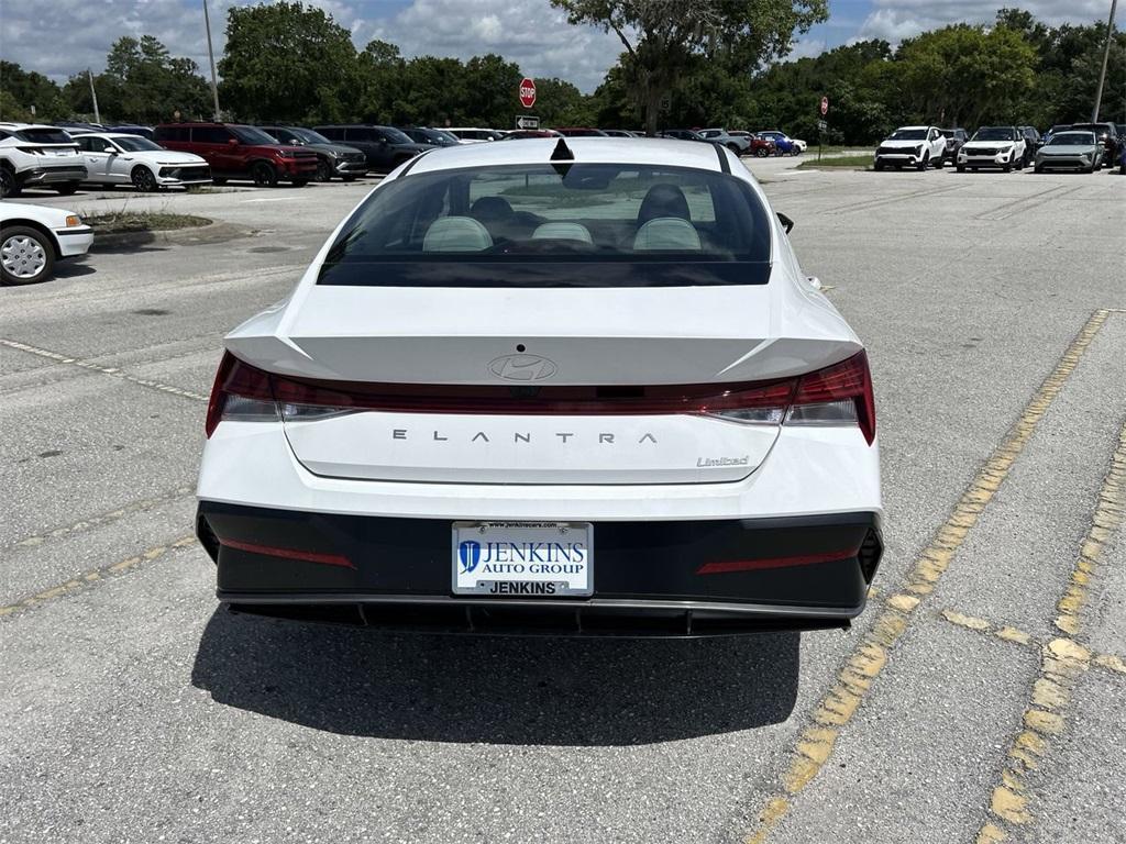new 2025 Hyundai Elantra car, priced at $26,981