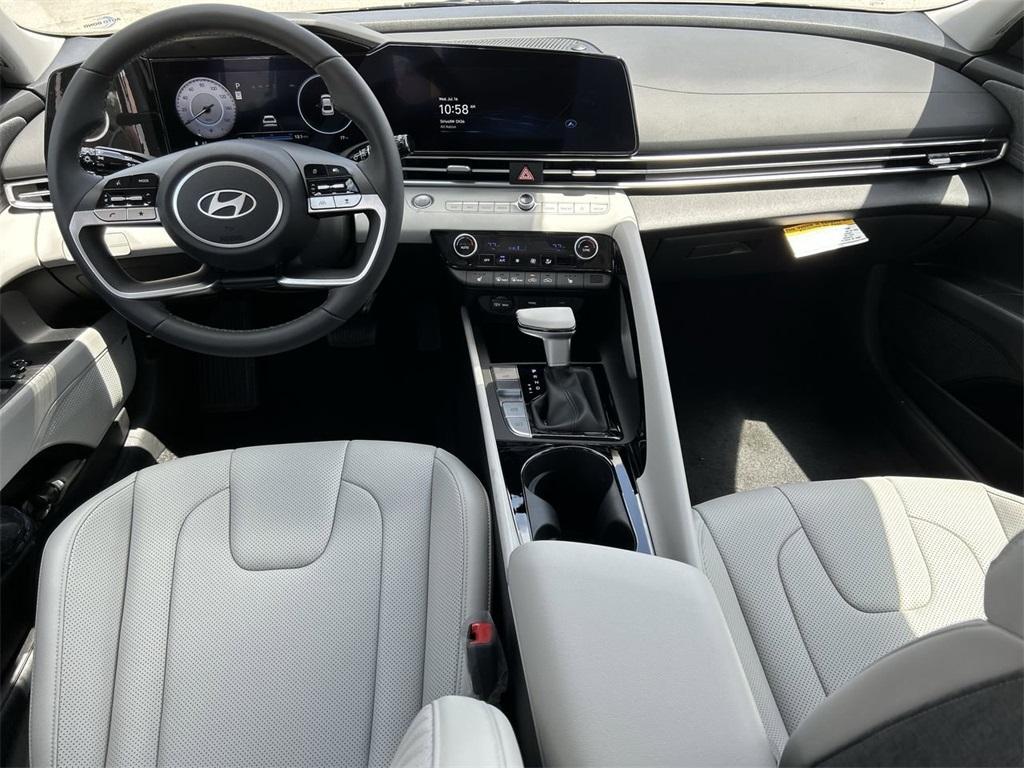new 2025 Hyundai Elantra car, priced at $26,981
