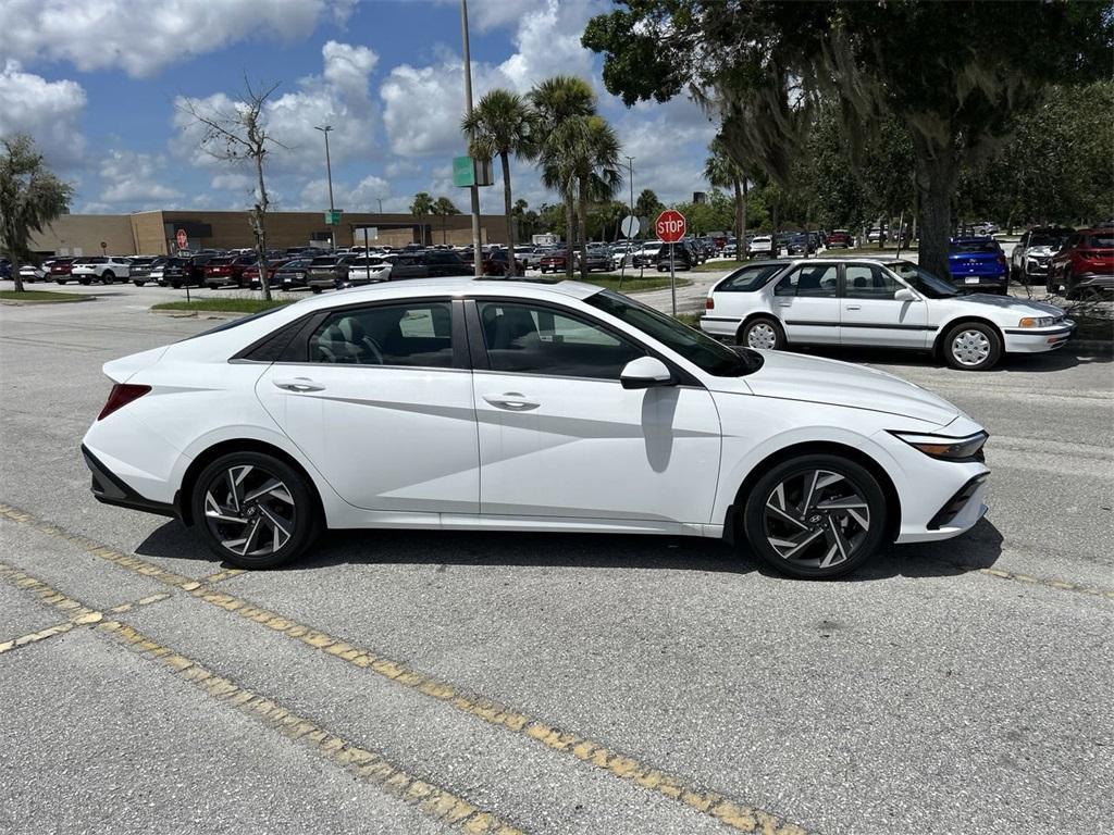 new 2025 Hyundai Elantra car, priced at $26,981