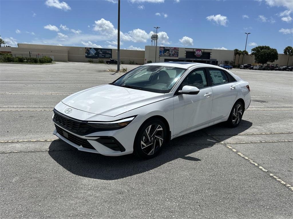 new 2025 Hyundai Elantra car, priced at $26,981