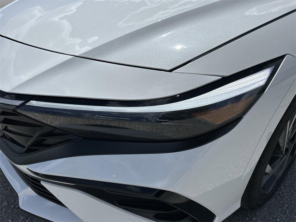 new 2025 Hyundai Elantra car, priced at $26,981