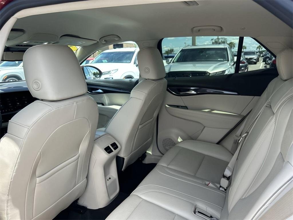 used 2022 Buick Envision car, priced at $24,450