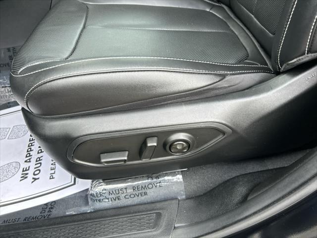 used 2023 Jeep Grand Cherokee car, priced at $34,952