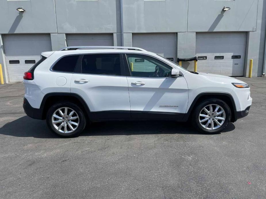 used 2016 Jeep Cherokee car, priced at $19,952