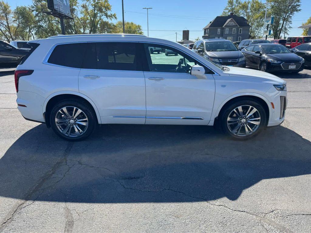used 2021 Cadillac XT6 car