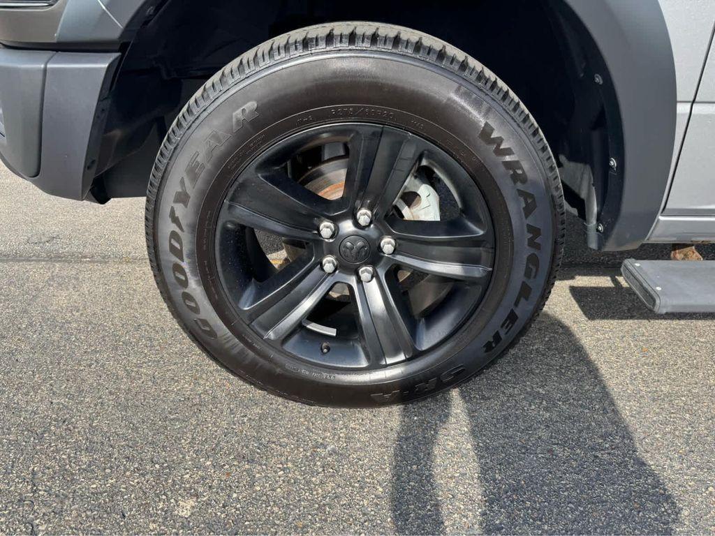 used 2022 Ram 1500 Classic car, priced at $33,952