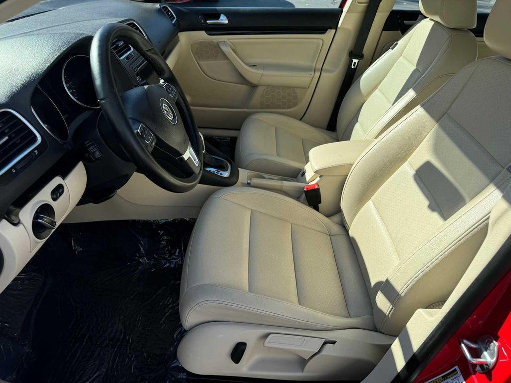 used 2013 Volkswagen Jetta SportWagen car, priced at $9,952