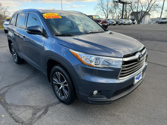 used 2016 Toyota Highlander car, priced at $19,952