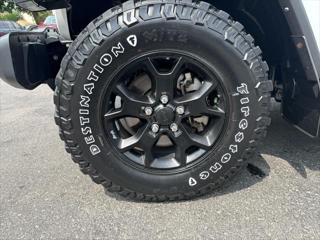 used 2021 Jeep Gladiator car, priced at $33,452