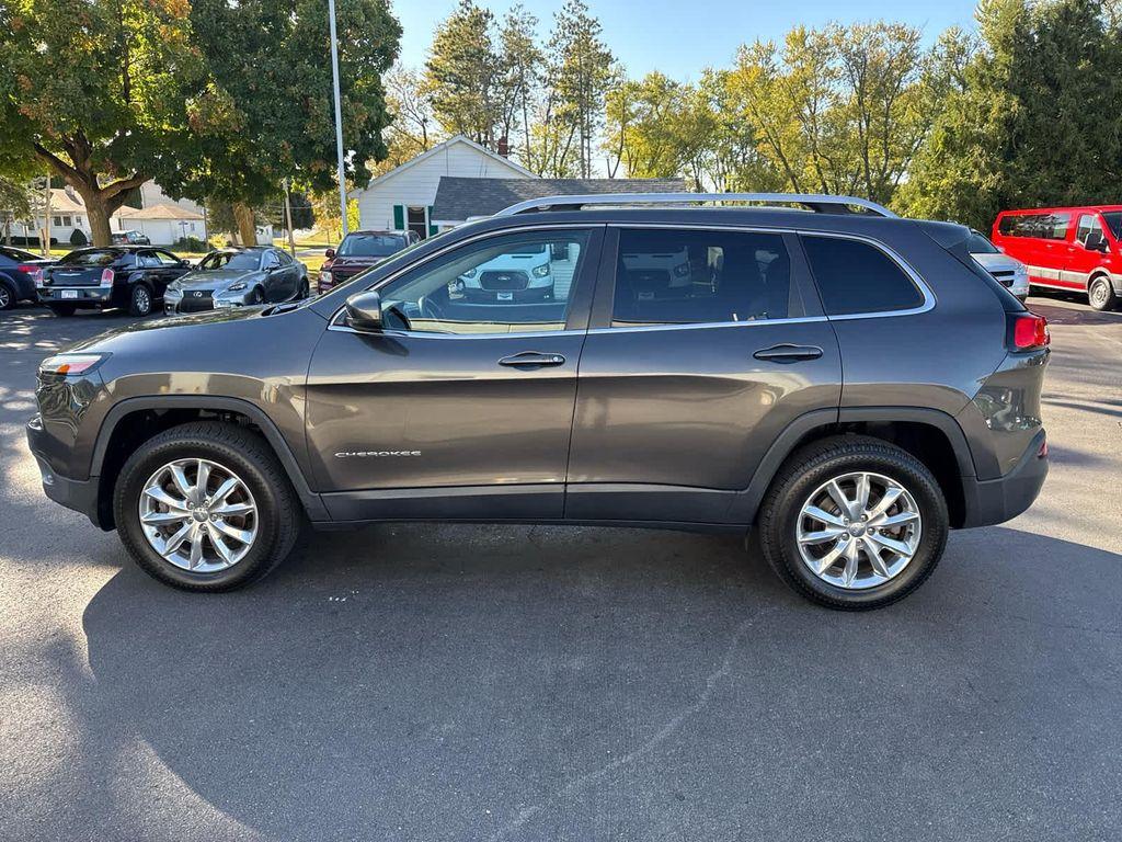 used 2016 Jeep Cherokee car, priced at $10,952