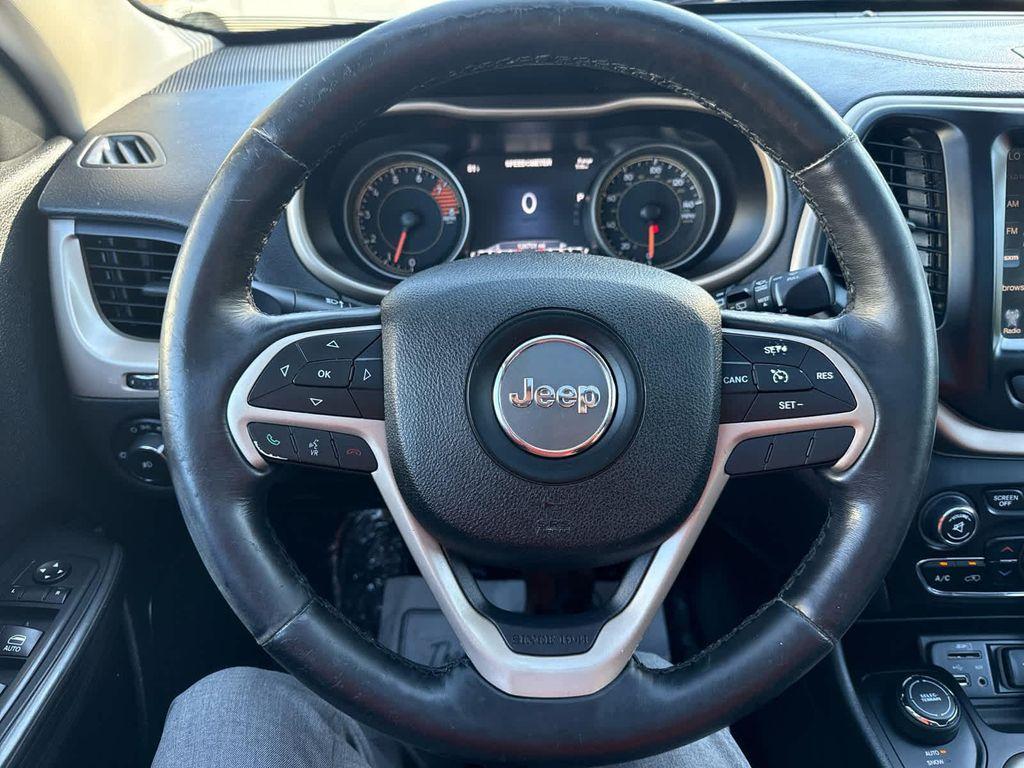 used 2016 Jeep Cherokee car, priced at $10,952