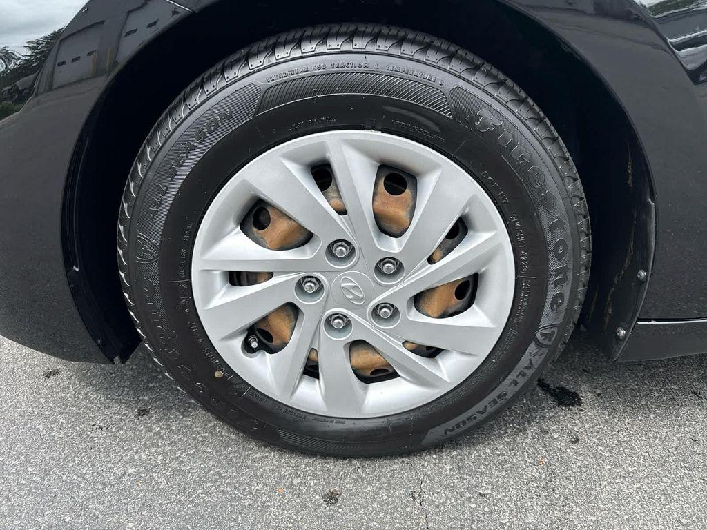 used 2020 Hyundai Elantra car, priced at $14,452