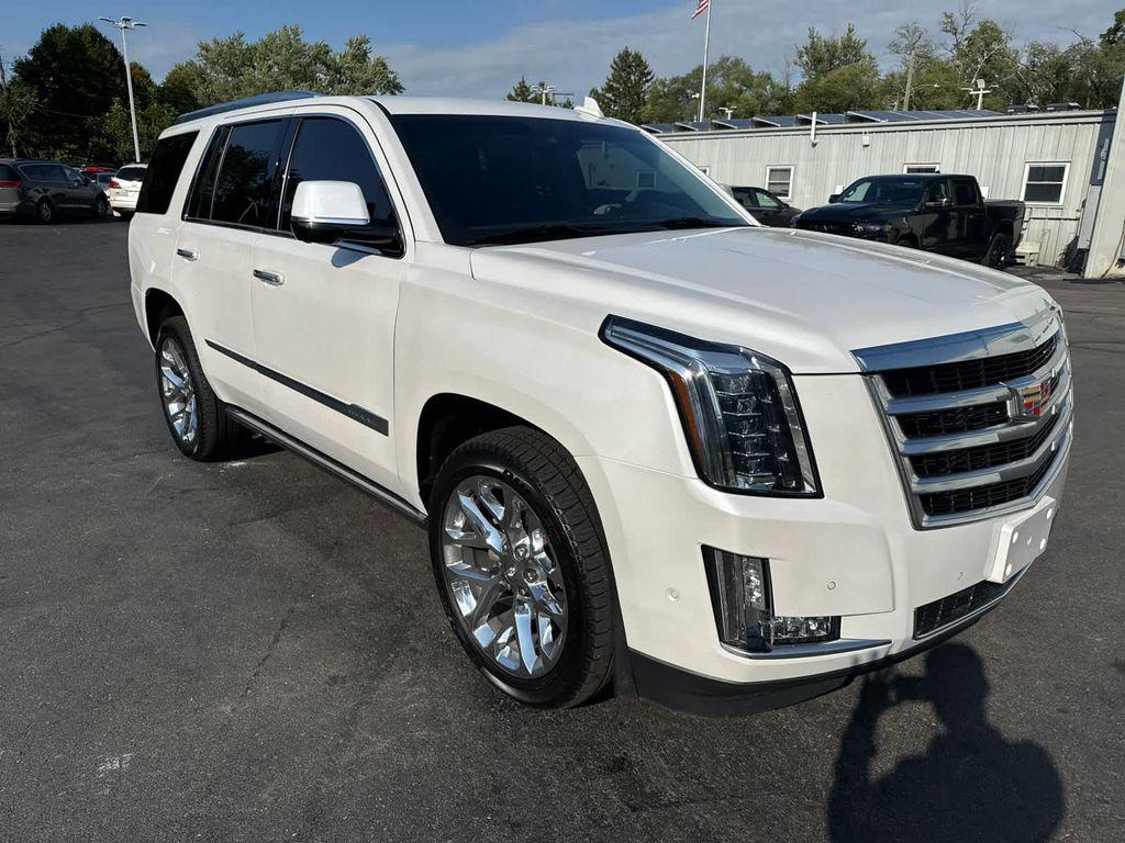 used 2019 Cadillac Escalade car, priced at $32,952