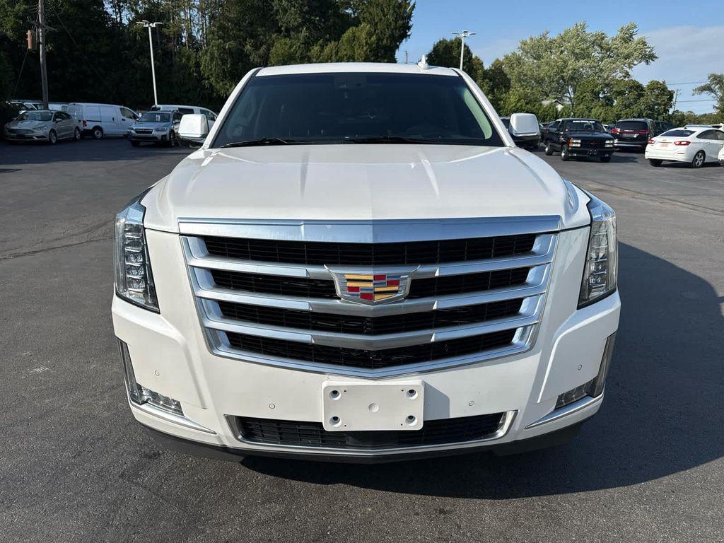 used 2019 Cadillac Escalade car, priced at $32,952