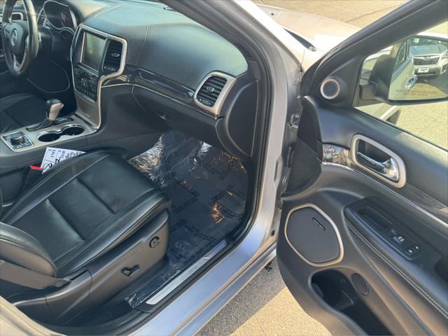used 2017 Jeep Grand Cherokee car, priced at $18,952