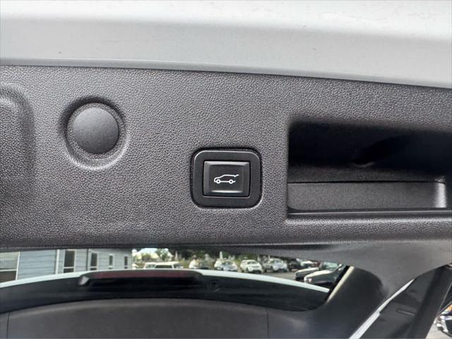 used 2019 Chevrolet Equinox car, priced at $23,952