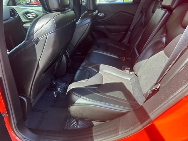 used 2021 Jeep Cherokee car