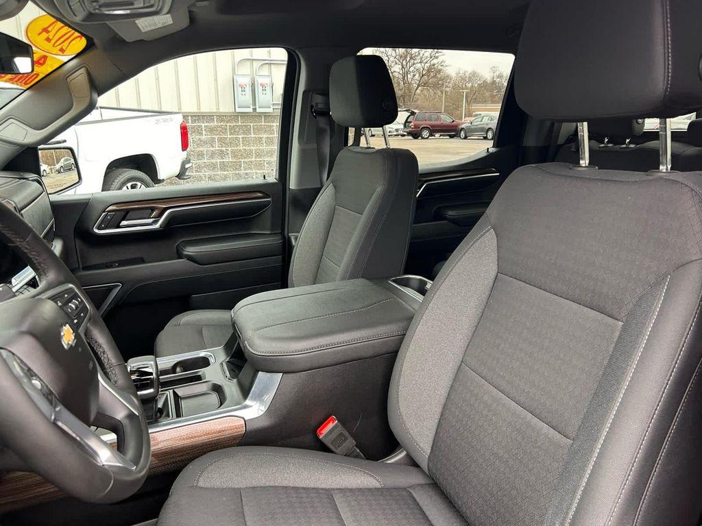 used 2024 Chevrolet Silverado 1500 car, priced at $44,952