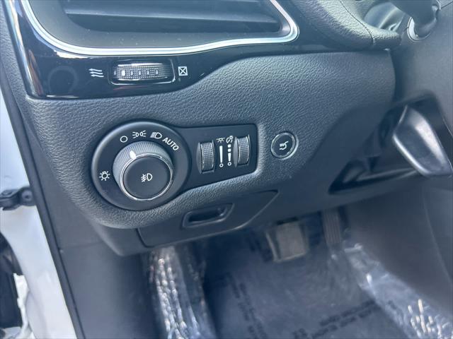 used 2019 Jeep Cherokee car, priced at $19,452