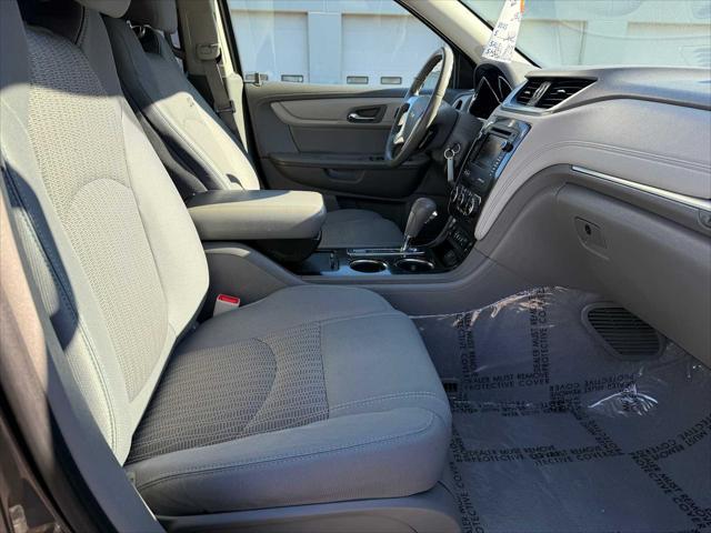 used 2015 Chevrolet Traverse car, priced at $10,752