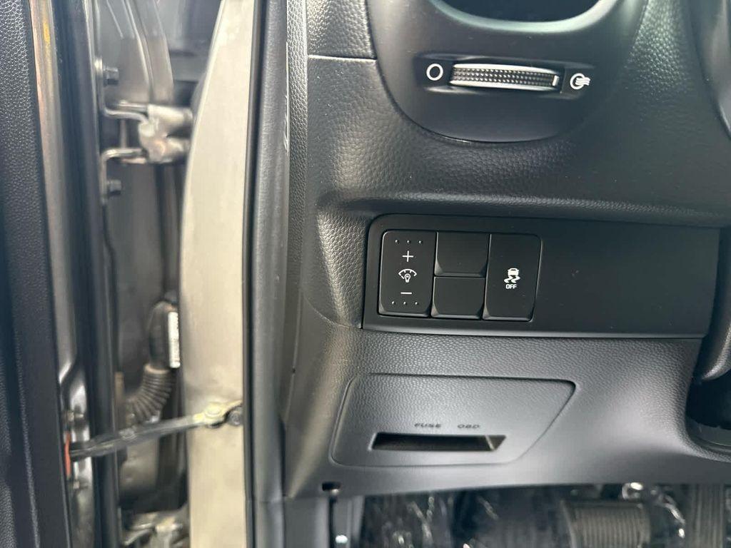 used 2016 Kia Soul car, priced at $8,952