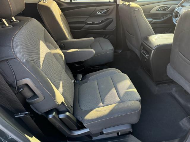 used 2018 Chevrolet Traverse car, priced at $18,852