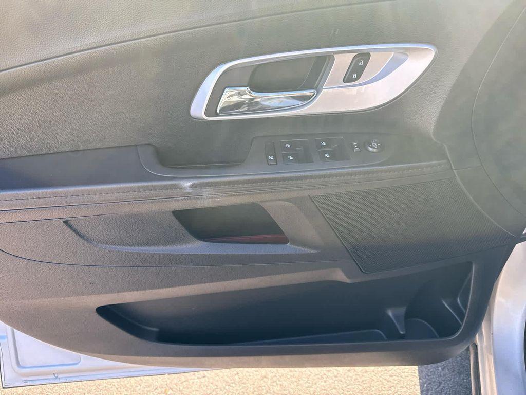 used 2016 Chevrolet Equinox car, priced at $10,952