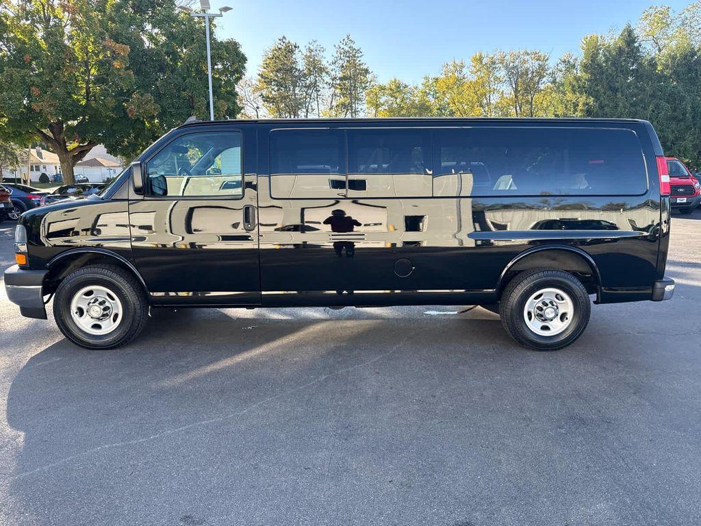used 2017 Chevrolet Express 3500 car