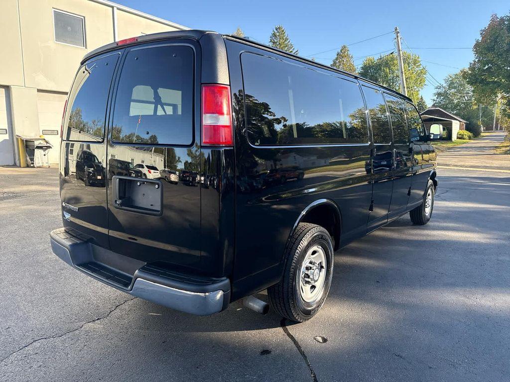 used 2017 Chevrolet Express 3500 car