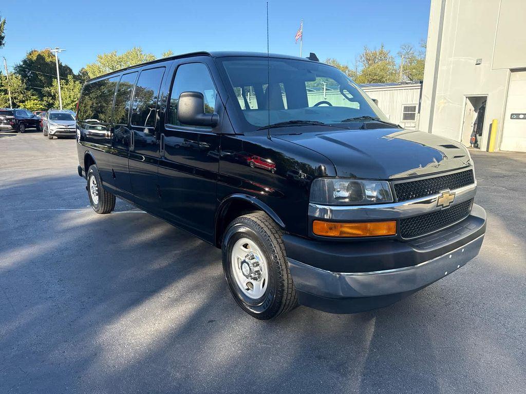 used 2017 Chevrolet Express 3500 car