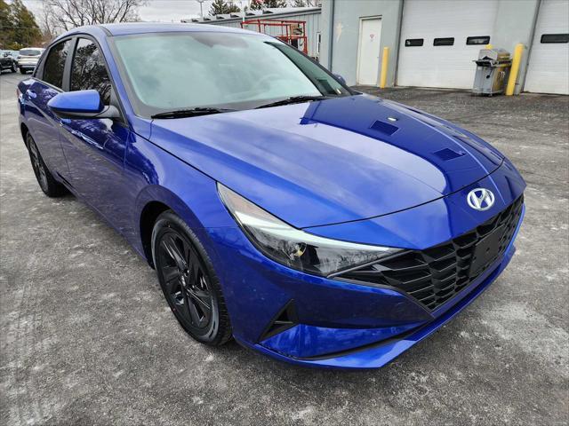 used 2022 Hyundai Elantra car