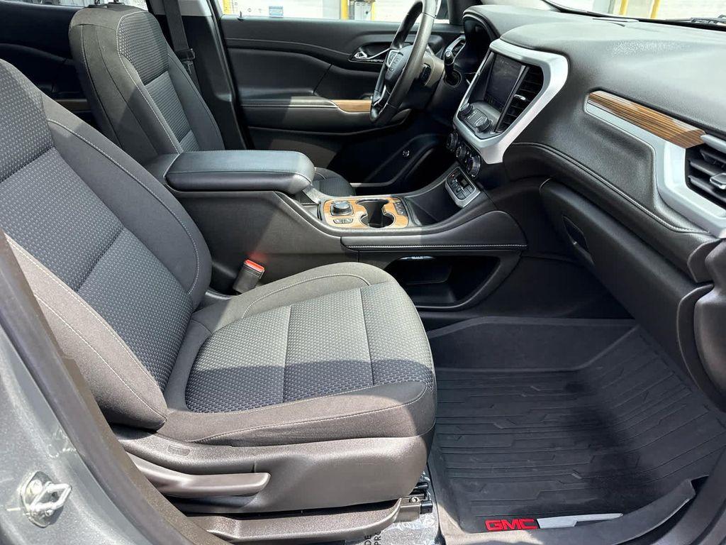 used 2023 GMC Acadia car, priced at $31,952