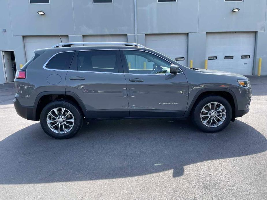 used 2021 Jeep Cherokee car, priced at $25,452