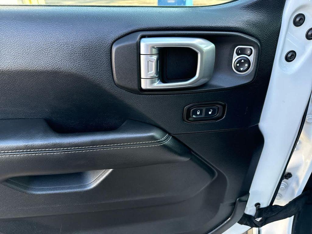 used 2018 Jeep Wrangler Unlimited car, priced at $25,952