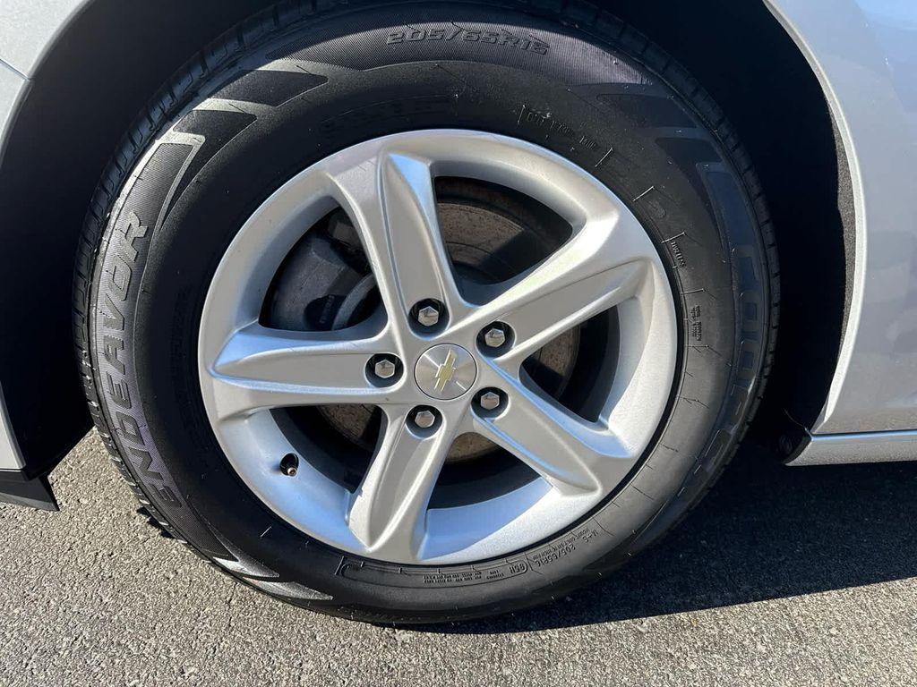 used 2019 Chevrolet Malibu car, priced at $15,952