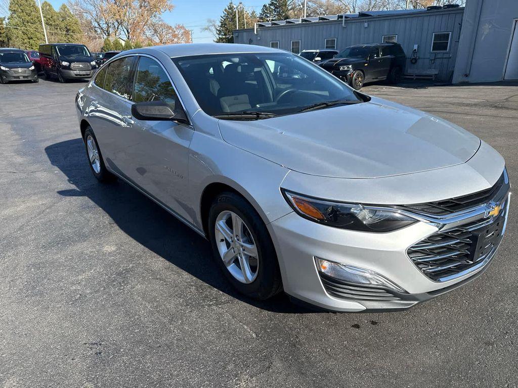 used 2019 Chevrolet Malibu car, priced at $15,952