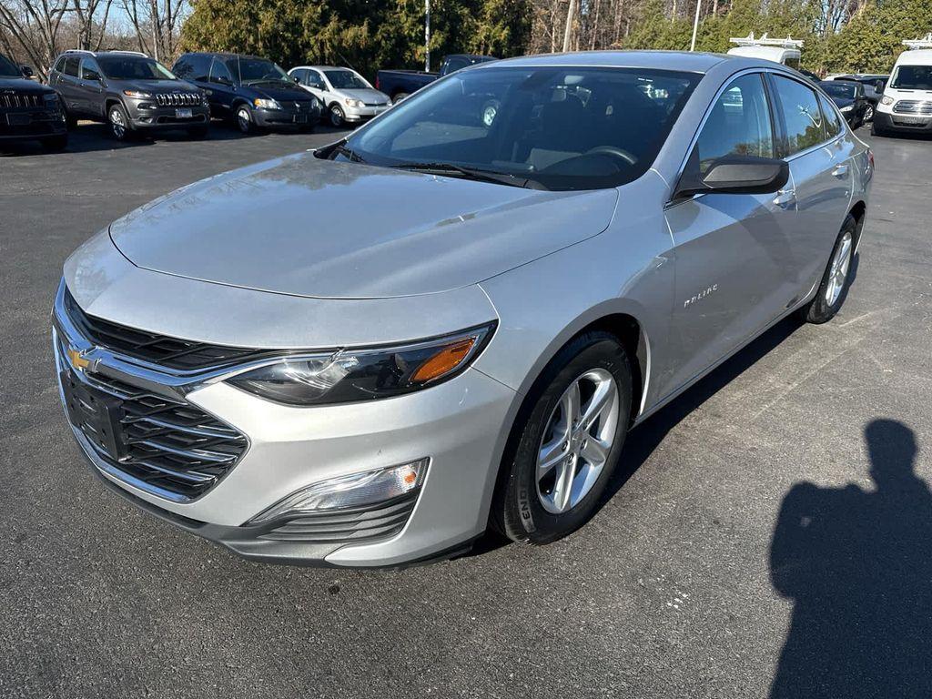 used 2019 Chevrolet Malibu car, priced at $15,952
