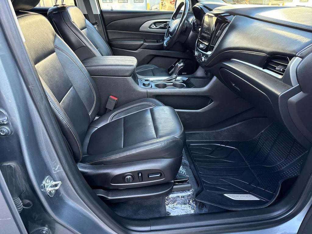 used 2019 Chevrolet Traverse car, priced at $20,952