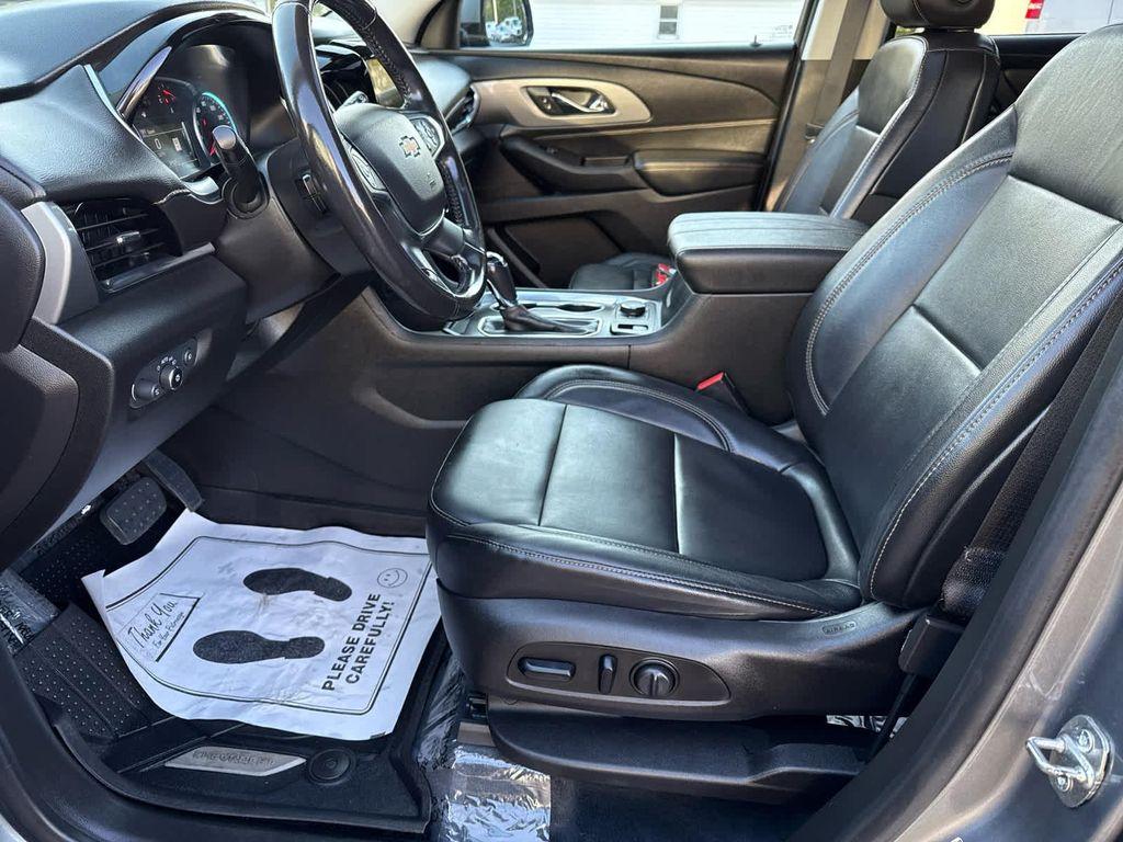 used 2019 Chevrolet Traverse car, priced at $20,952