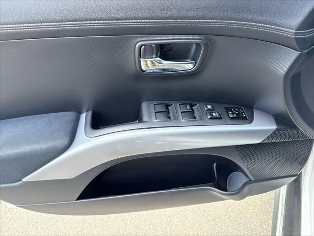 used 2010 Mitsubishi Outlander car, priced at $7,452