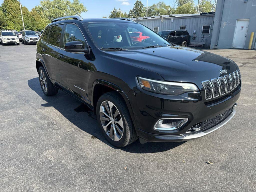 used 2019 Jeep Cherokee car