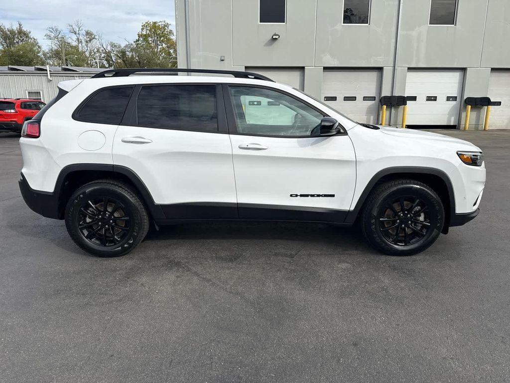 used 2023 Jeep Cherokee car, priced at $26,952