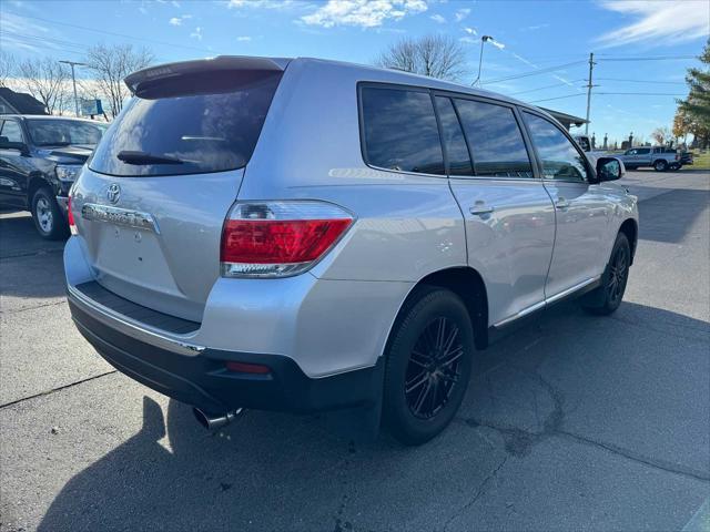 used 2013 Toyota Highlander car, priced at $10,952