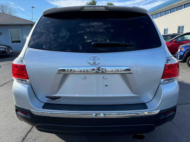 used 2013 Toyota Highlander car, priced at $10,952