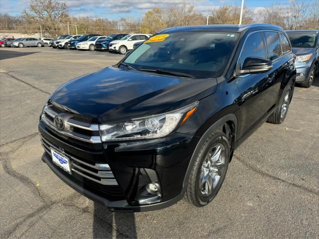 used 2019 Toyota Highlander car, priced at $29,952