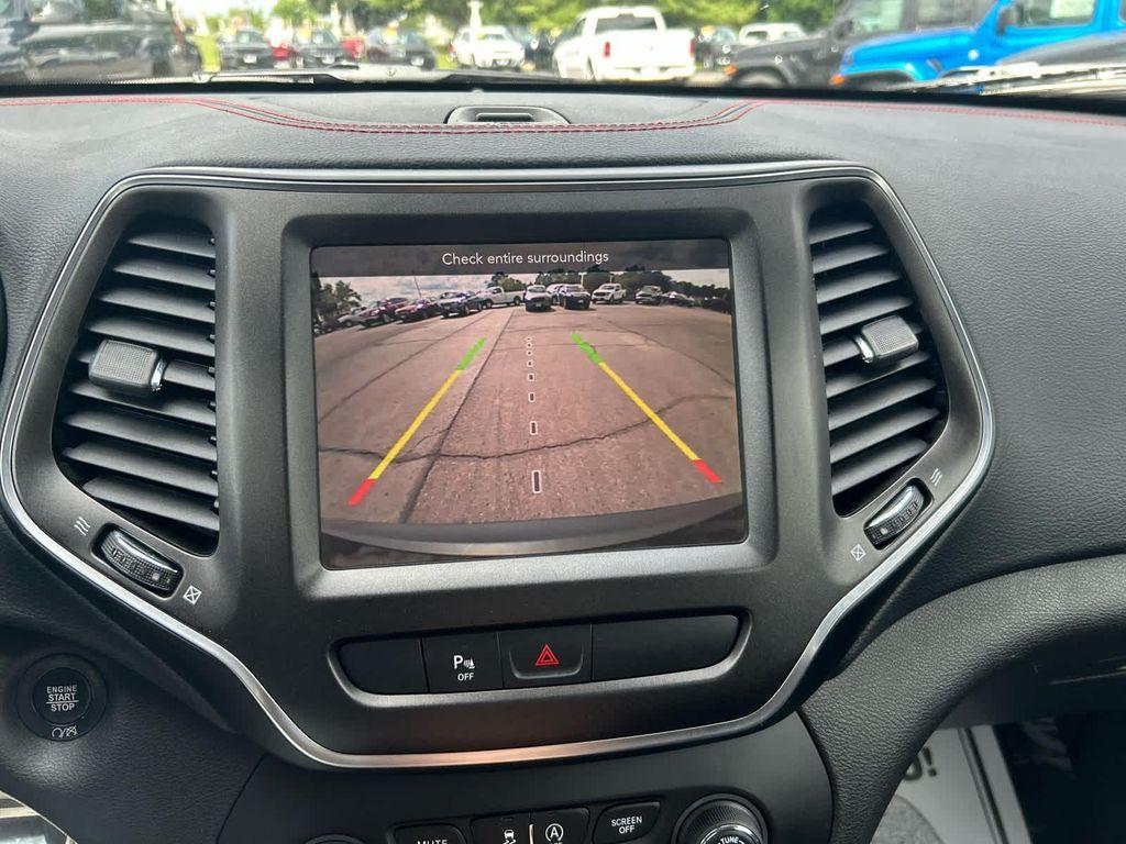 used 2019 Jeep Cherokee car, priced at $21,952