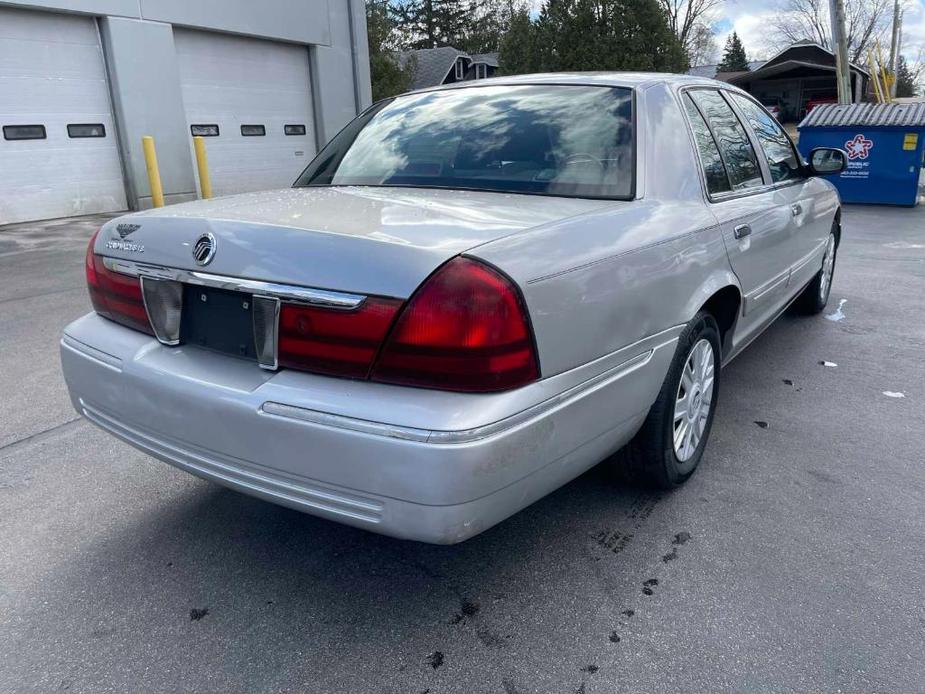 used 2004 Mercury Grand Marquis car, priced at $6,952