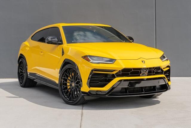 used 2022 Lamborghini Urus car, priced at $249,995